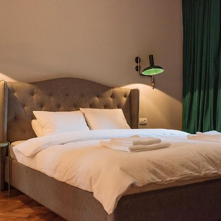 Brezoianu Spacious Flat Bucarest Extérieur photo