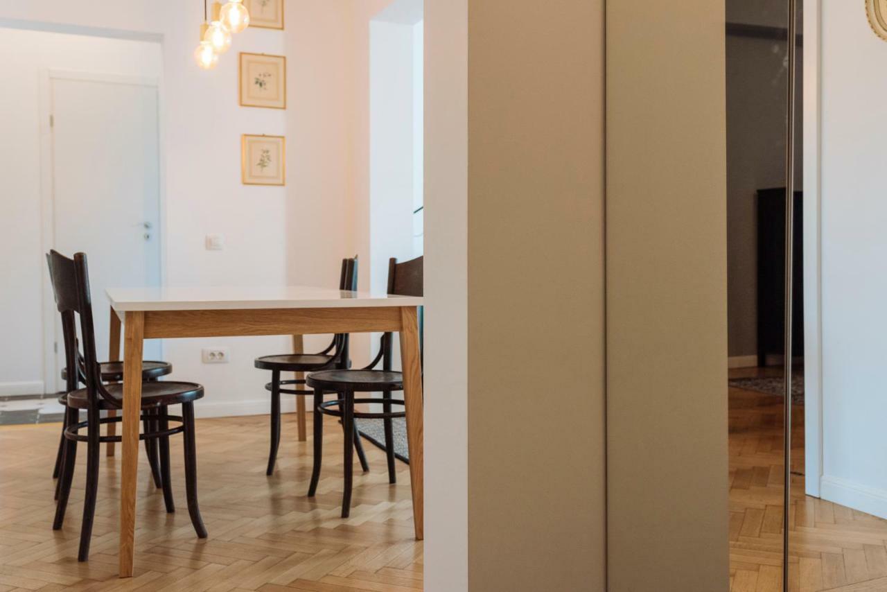 Brezoianu Spacious Flat Bucarest Extérieur photo